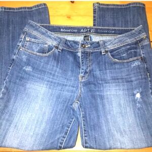 Apt.9,Relaxed Fit,Slightly Distressed,Medium Wash,Denim,Crop Jeans🦋